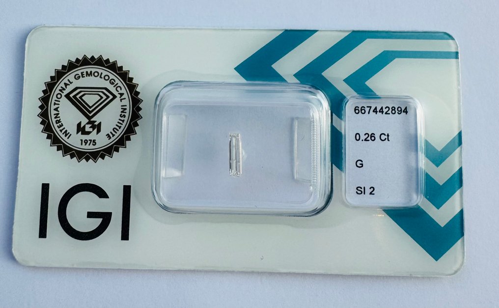 没有保留价 - 1 pcs 钻石  (天然)  - 0.26 ct - 矩形 - G - SI2 微内含二级 - 国际宝石研究院（IGI） - 法棍 *VG None* #1.0