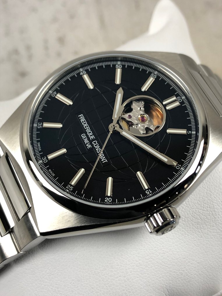Frédérique Constant - Highlife Heartbeat Automatic - Ingen reservasjonspris - FC-310B4NH6B - Herre - 2020+  #2.1