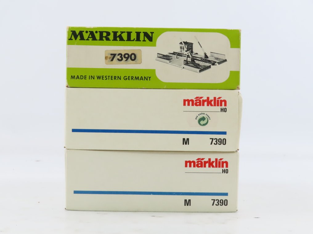 Märklin H0 - 7390 - Tory kolejowe (modelarstwo) (3) - 3x mechaniczne przejazdy kolejowe z rogatkami #2.1