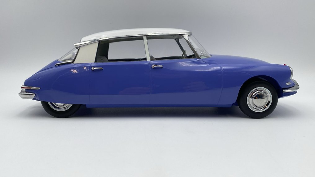 Norev 1:12 - Miniatura de carro - Citroen DS 19 1959 - (cód.C48) #4.3