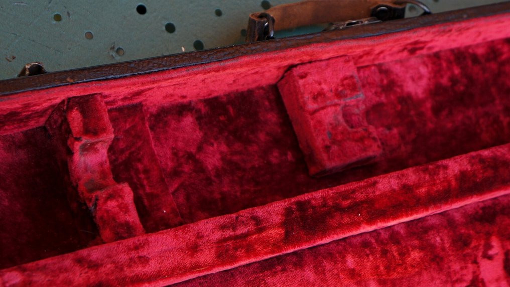 F. Holton, Elkhorn -  - B♭单簧管 #3.2