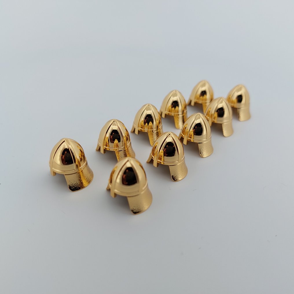 Lego Mursten - Castle - Lego castle 10 chrome gold helmets NEW #1.0