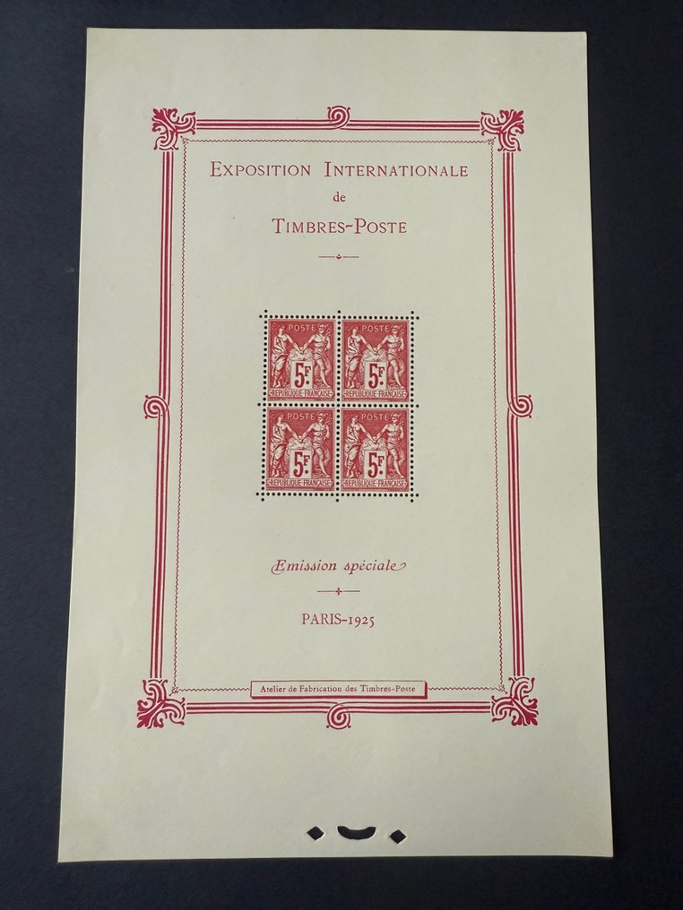 Ranska  - Bloc Yvert 1 'Exposition de Paris' uutena ** - TB #1.0