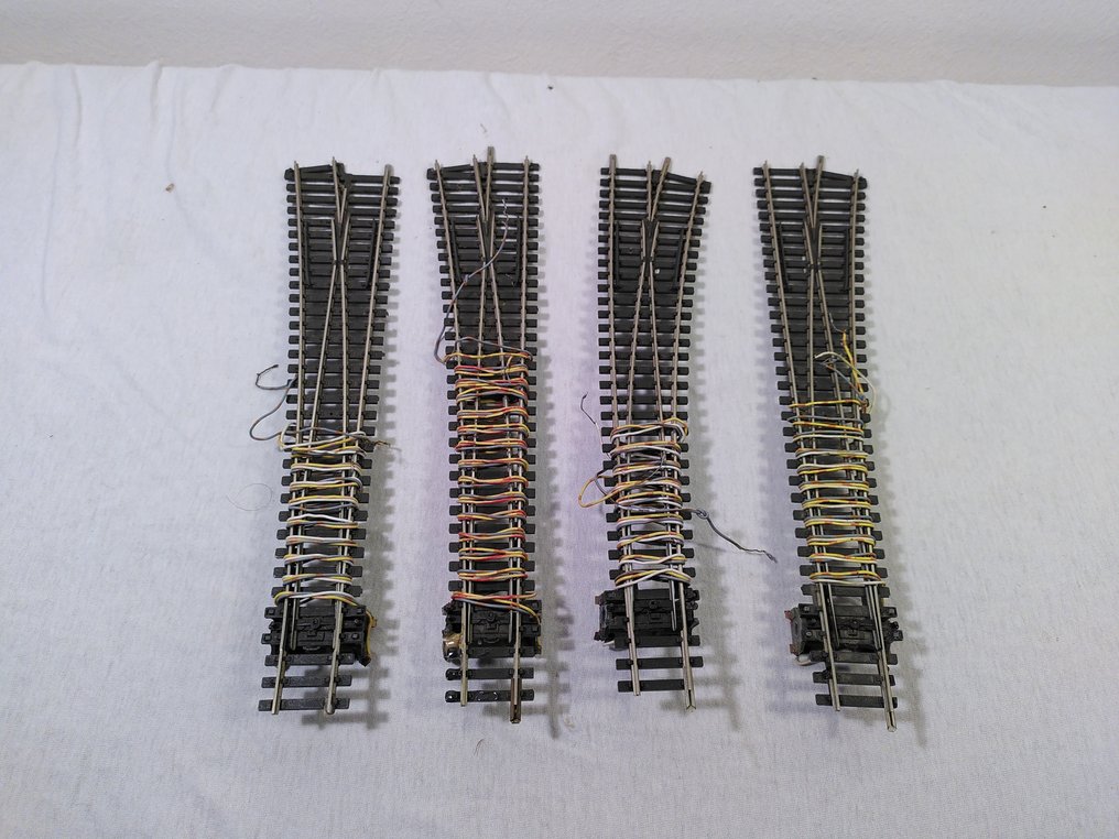 Peco H0 - Γραμμές τρένου μοντελισμού (4) - ηλεκτρικές ταχείες σιδηροδρομικές στροφές #1.0