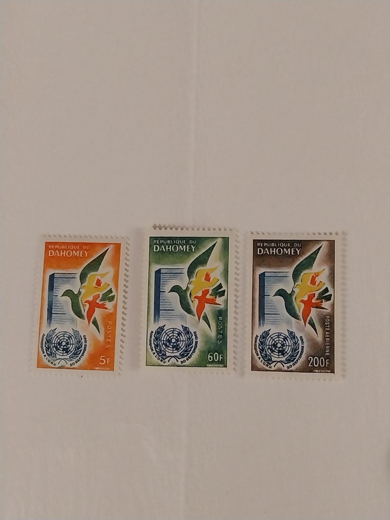 Κόσμος  - Θέμα ζώων με πολλά μπλοκ σε φύλλα εισαγωγής. #3.2