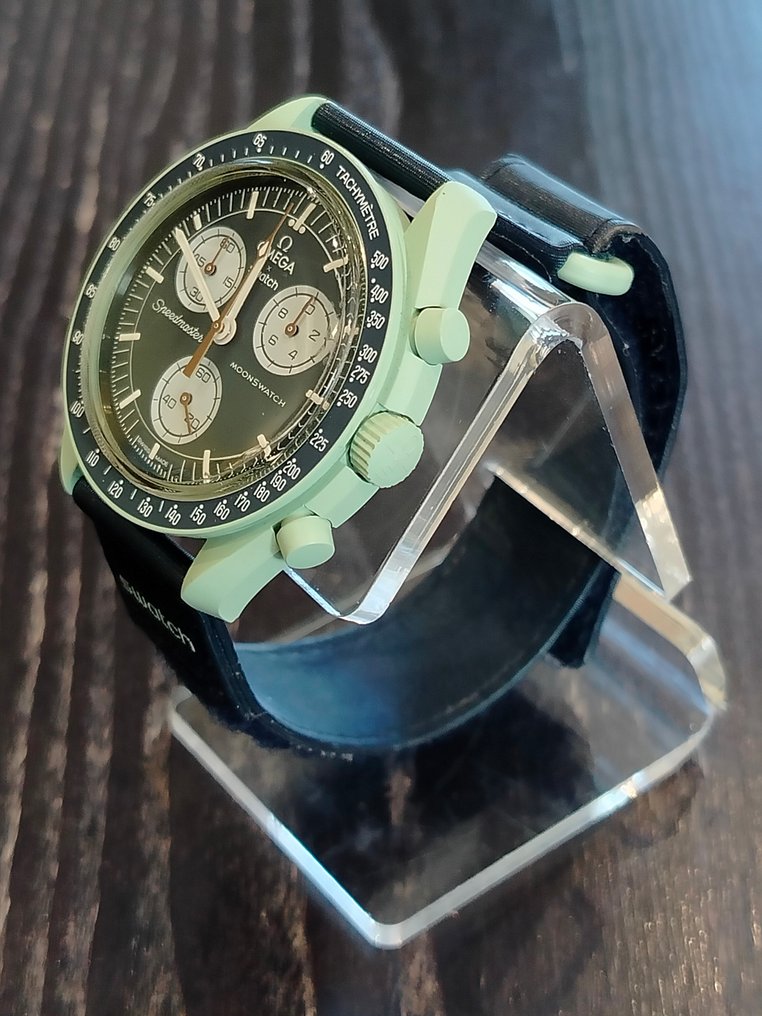 Omega x Swatch - MoonSwatch - Mission on Earth - Nincs minimálár - SO33G100 - Uniszex - 2023 #3.2