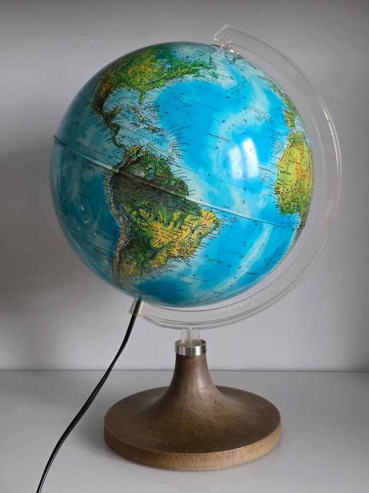 Globus Nova Rico Florence Made in Italy, scale 1:42,000,000, German-language map. - 1960-1970 #1.0