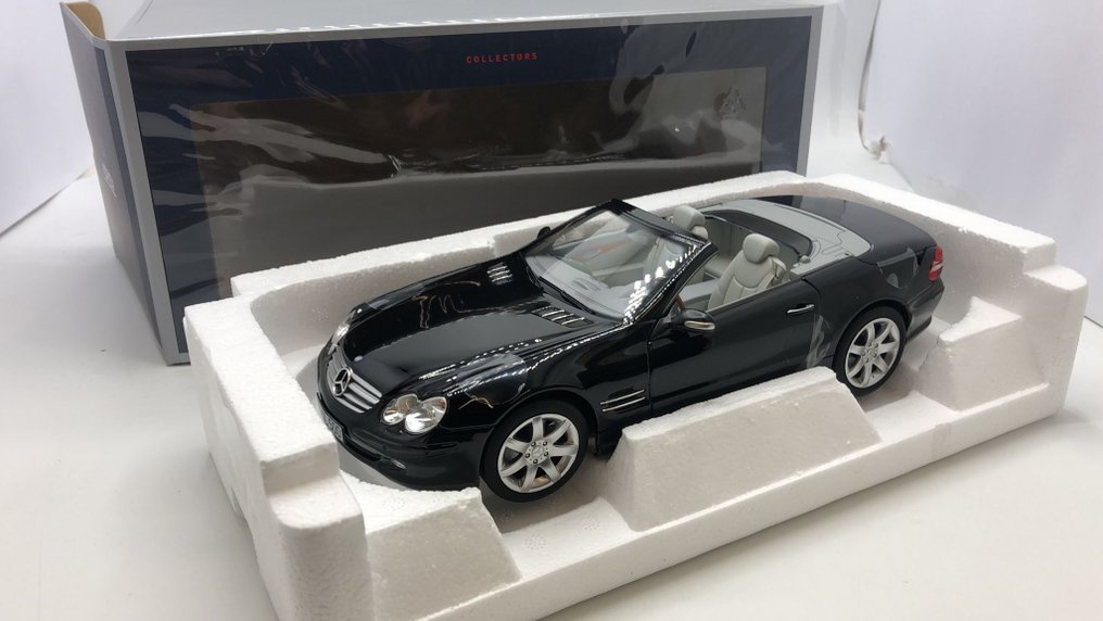 Norev 1:18 - Modellbil - Mercedes-Benz SL500 2003 - (cod.C30) #1.0