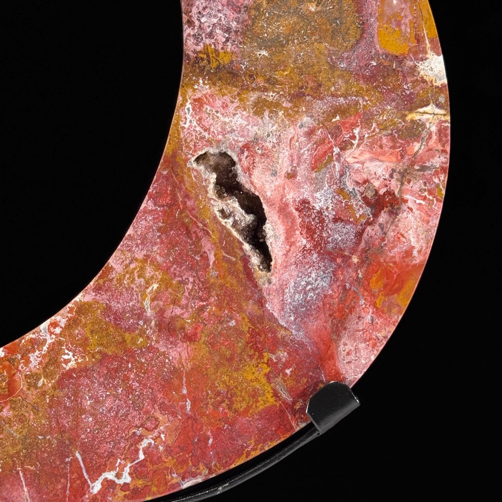 无底价 - 美丽的红玉髓 新月形,配有定制支架 - 高度: 28.8 cm - 宽度: 17.5 cm- 1300 g - (1) #4.3