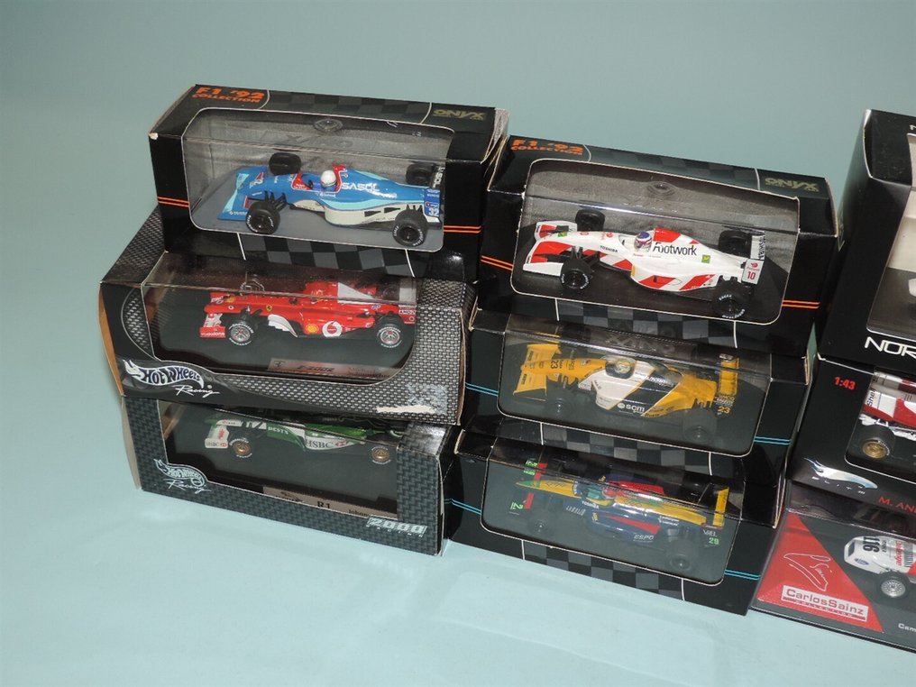Norev, Hot Wheels, diverse 1:43 - Αυτοκίνητο μοντελισμού  (9) - Formule 1 modelauto's - σε αυθεντικά κουτιά κλίμακα 1:43 #2.1