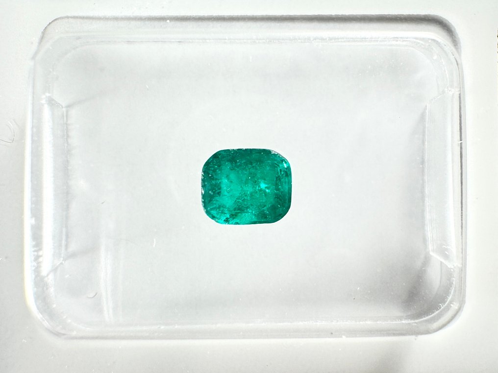 没有保留价 - 1 pcs  绿色 祖母绿  - 0.39 ct - 安特卫普宝石报告（GRA） #1.0