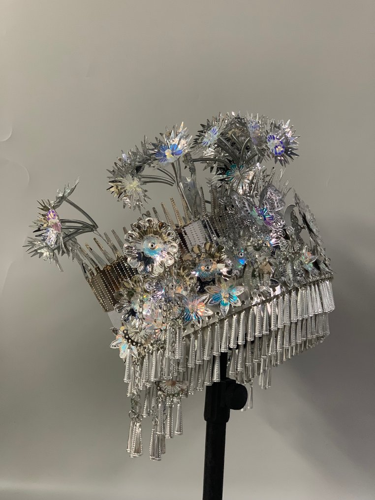 etnisk hatt - Miao - Kina  (Ingen reservasjonspris) #2.1