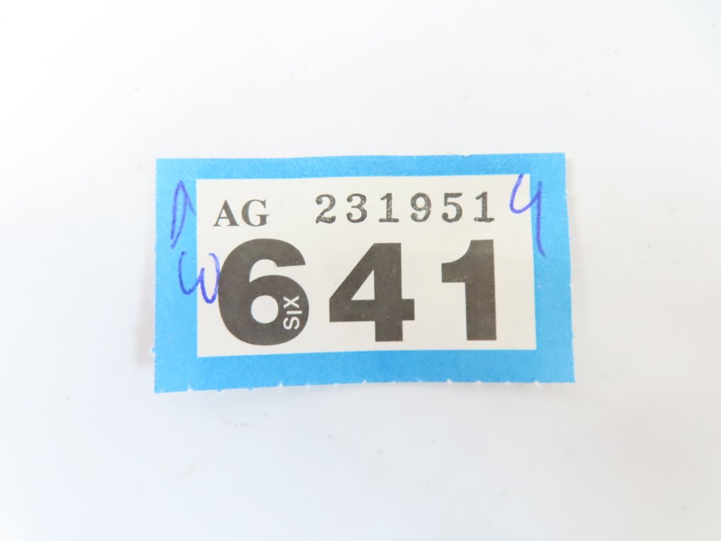 Märklin H0 - 28631 - Zestaw pociągów (1) - Transport samochodowy pociągiem z lokomotywą V36 i 4 wagonami z ładunkiem, delta cyfrowa. - DB #4.3