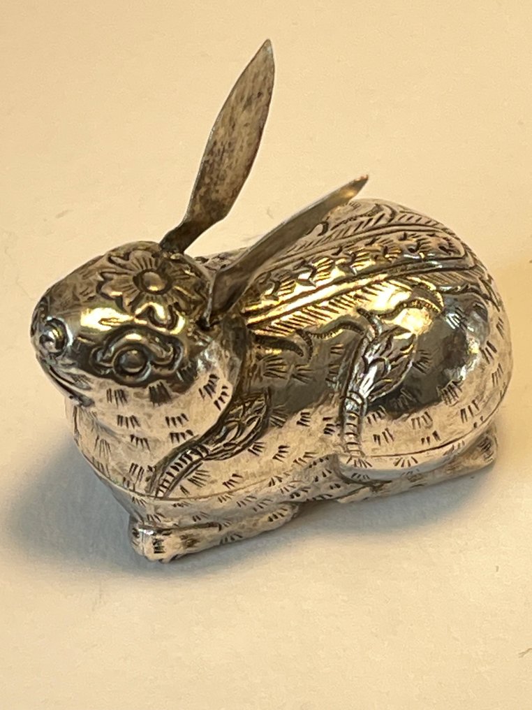 Box - .900 silver - rabbit #3.2
