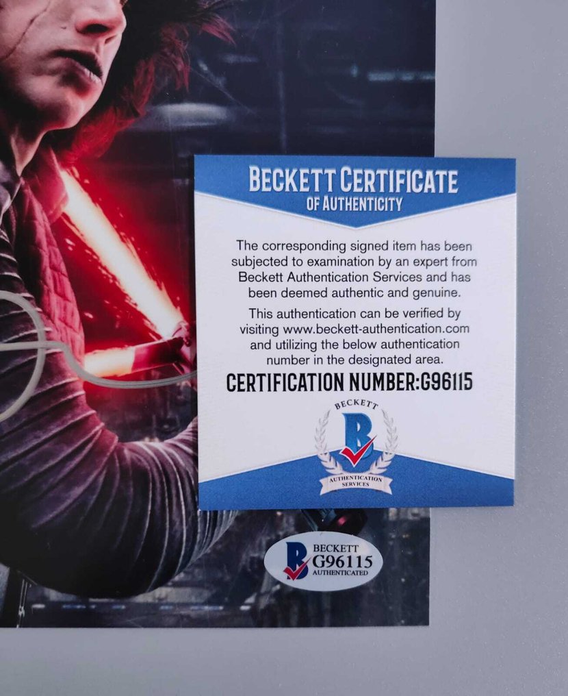 Star Wars - Adam Driver (Kylo Ren) – Signed 8x10 Photograph – Beckett COA #1.0