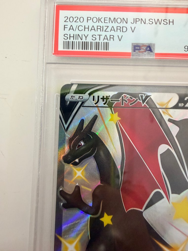 Pokémon - 1 Graded card - Charizard 307/190 SSR Foil, Πλήρης τέχνη, Εναλλακτική τέχνη, Μυστική σπάνια - PSA 10 - Sword & Shield - Βαθμολογημένη κάρτα + υπογραφή στο περίβλημα #1.0