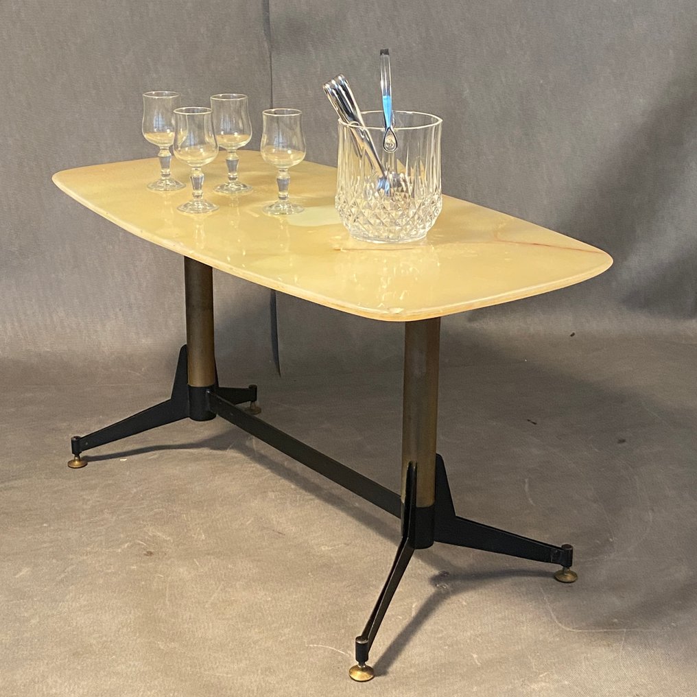 Table basse - Onyx, Laiton laqué, Fer, design italien du moyen âge #4.3
