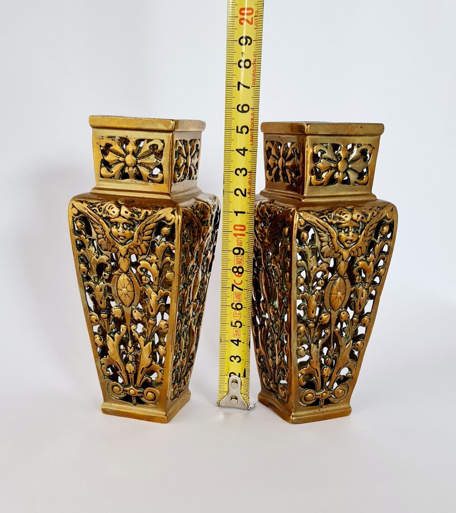 Vaas -  Paar Franse Louis XVI-stijl sierlijke ormolu vazen  - Messing #4.3