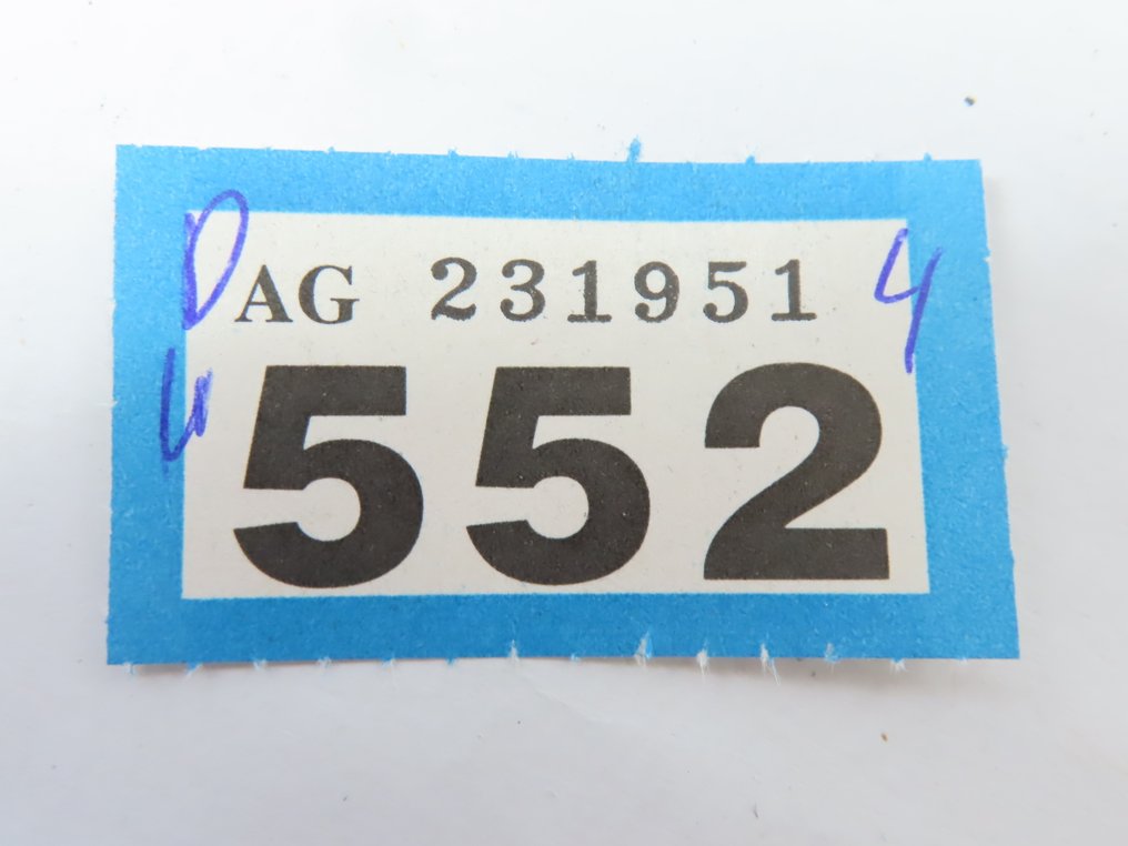 Fleischmann N轨 - 8400/8405/9315 - 模型火车货运车厢 (8) - 8辆双层锅车，品牌为'Shell'、'Esso'和'Eva'。 - DB #3.2