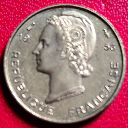 法属西非, 马达加斯加. Lot de 2 Essais (5 Francs et 10 Francs) 1956/1970 (没有保留价) #1.0