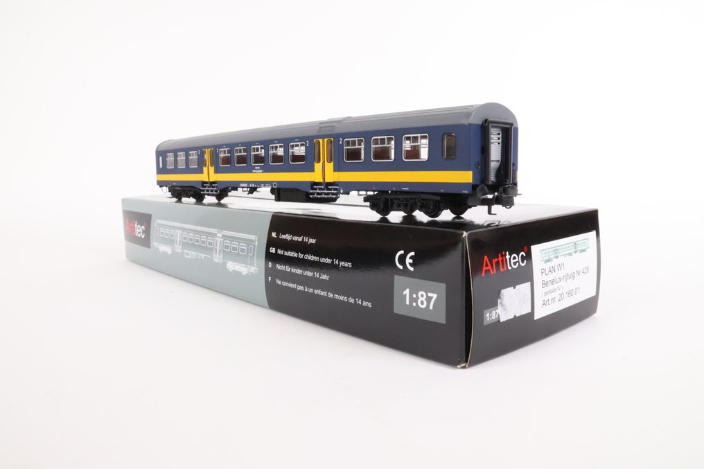 Artitec H0轨 - 20.160.01 - 模型火车客运车厢 (1) - W 计划 比荷卢铁路列车车厢 ...428 - NS #1.0