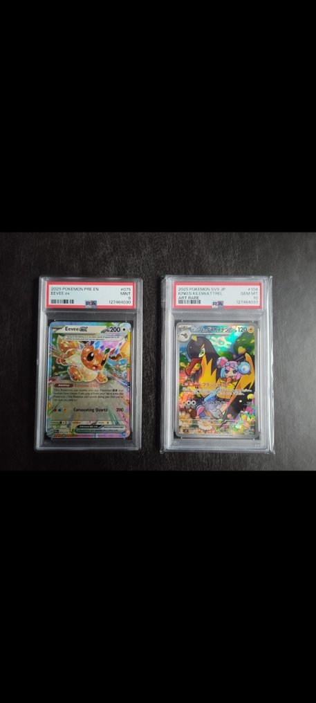 Pokémon - 2 Graded card - Eevee - PSA - Scarlet & Violet #1.0