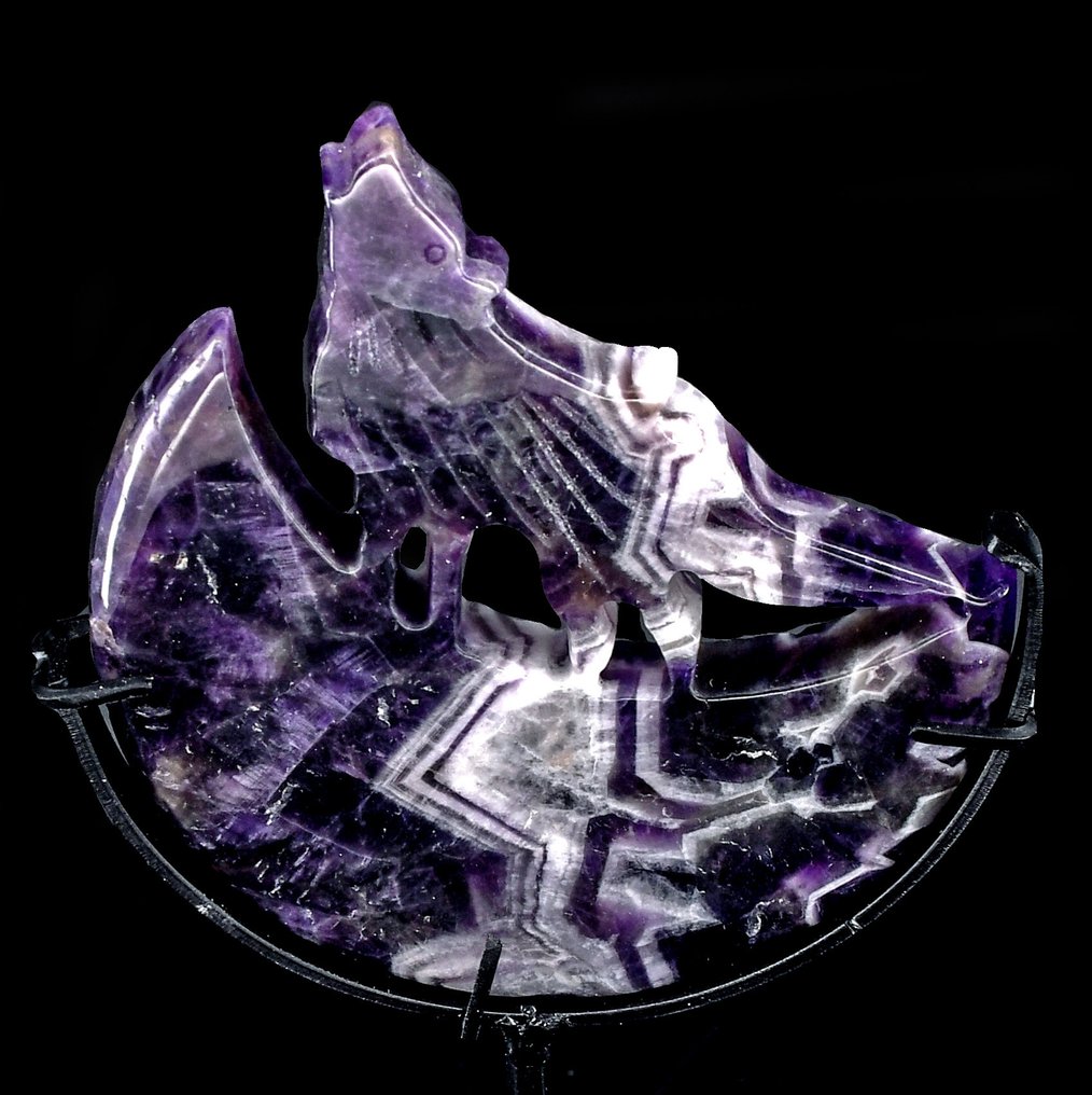 Υπέρονο όνειρο, αμέθοδος λύκος πάνω σε μισοφέγγαρο. με μεταλλική βάση - Ύψος: 11.2 cm - Πλάτος: 10.2 cm- 295 g #1.0