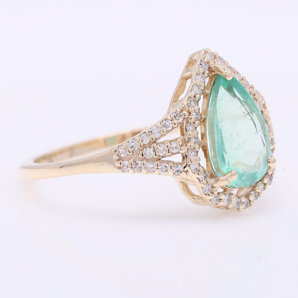 Ingen mindstepris - Ring - 14 karat Gulguld - 1.26ct. tw. Smaragd - Diamant #1.0
