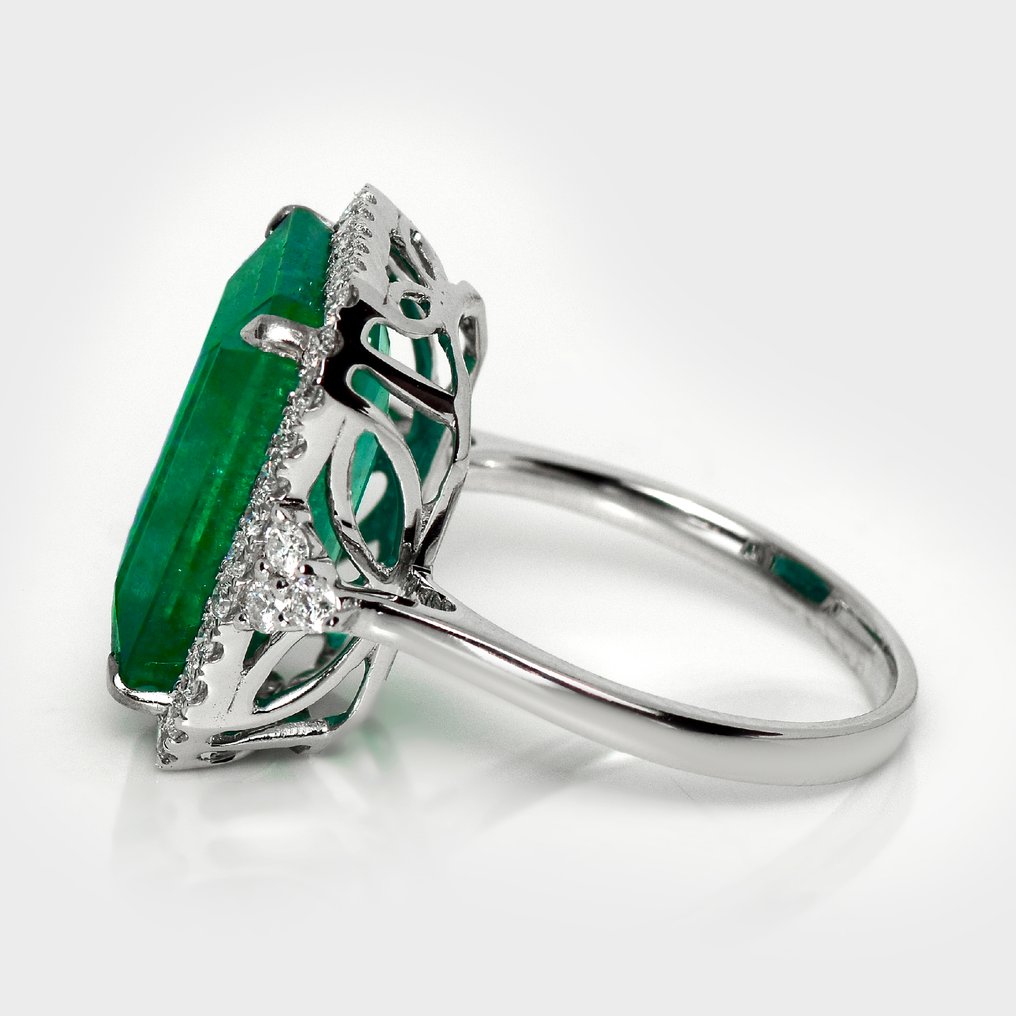 沒有保留價 - 戒指 - 14 克拉 白金, IGI 9.15 克拉赞比亚浓郁绿色 - 9.72ct. tw. 祖母綠 - 鉆石 #3.2