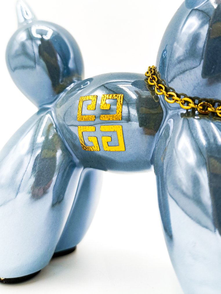 AMA • Pope (1985) - Givenchy Sky - Givenchy #3.2