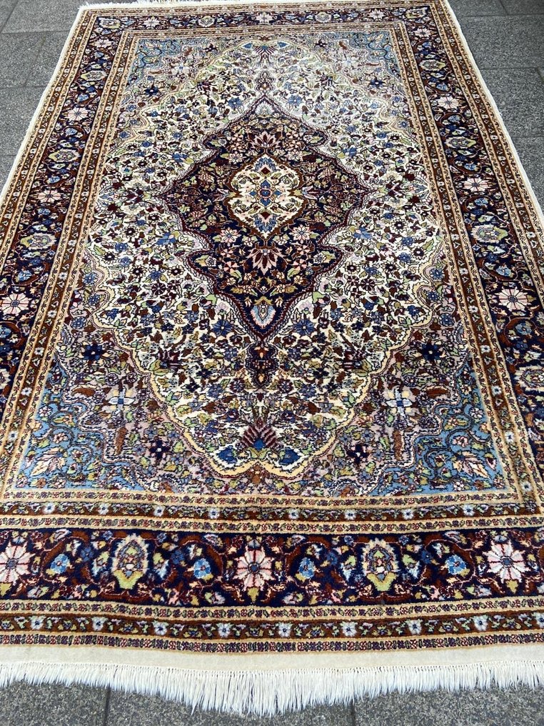 Teppich - 260 cm - 160 cm #1.0