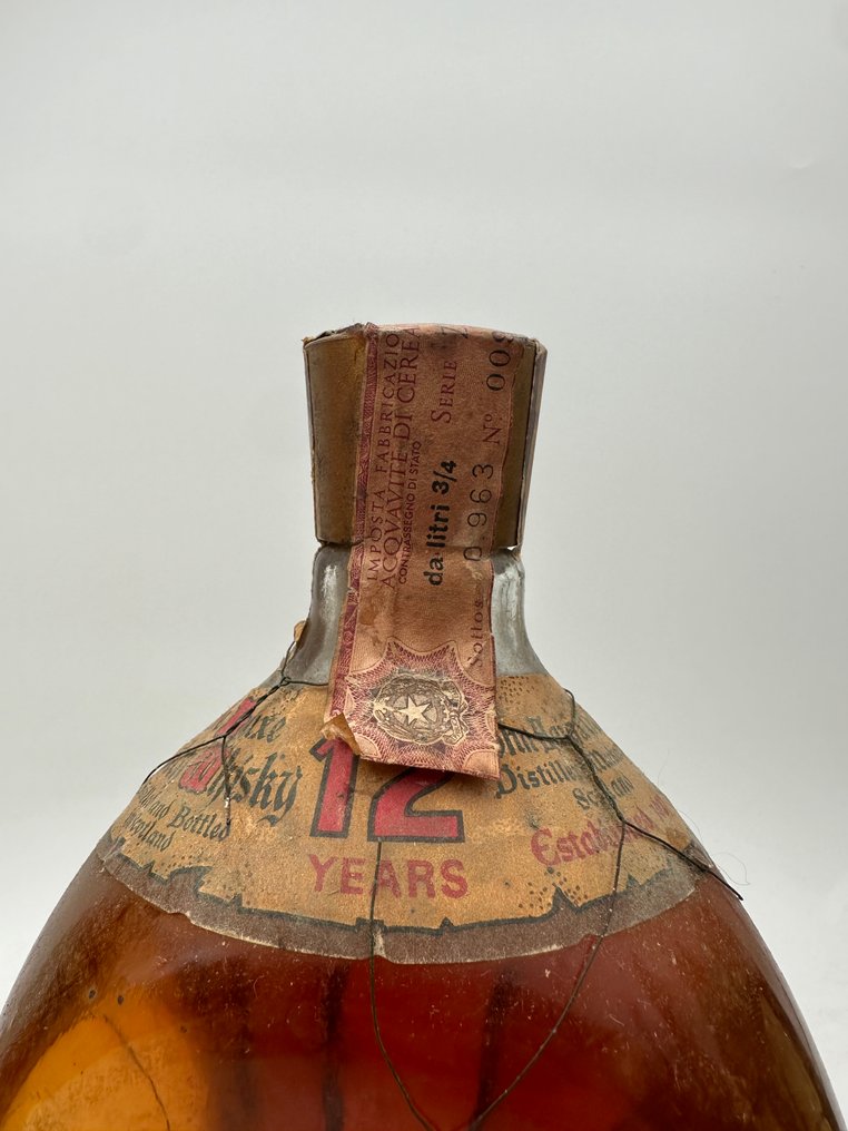 Dimple 12 years old De Luxe - John Haig  - b. 1970s - 75cl - 2 bottles #2.1