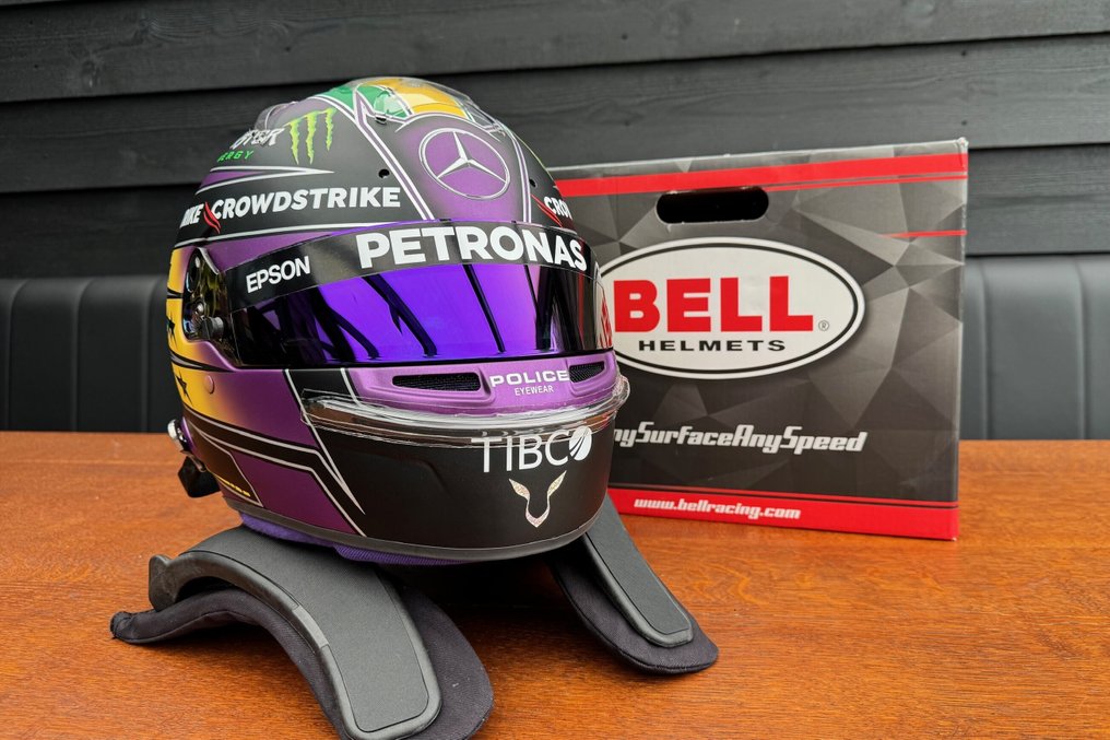 Mercedes-AMG Petronas F1 - Sir Lewis Hamilton - 2021 - Αντιγραφή κράνους με σύστημα HANS. #4.3