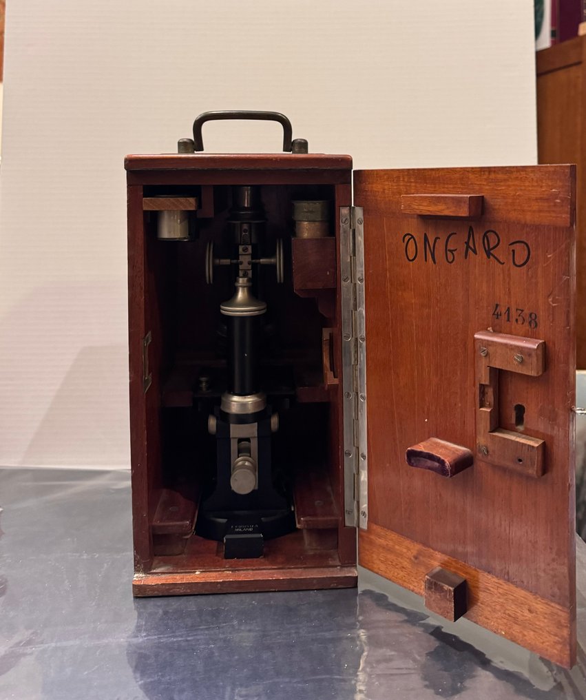 Microscópio - 1850-1900 - F. koristka #1.0