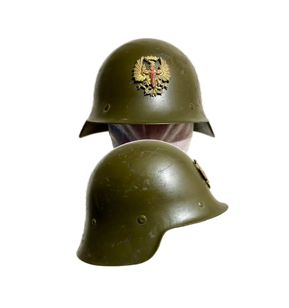 Ισπανία - Στρατιωτικό κράνος - Ισπανικός Εμφύλιος Πόλεμος, το θρυλικό αυθεντικό κράνος Trubia, μοντέλο 1926, ονομασμένο Azaña. - 1926 #1.0