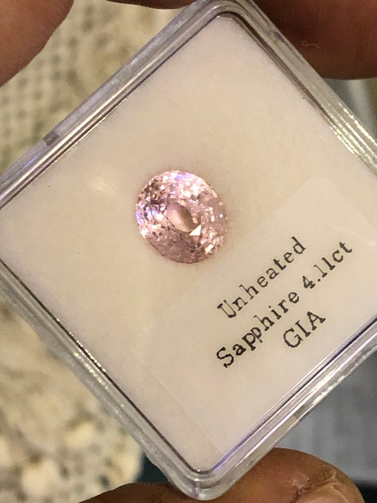 1 pcs  粉色 蓝宝石  - 4.11 ct - 美国宝石研究院（GIA） #2.1