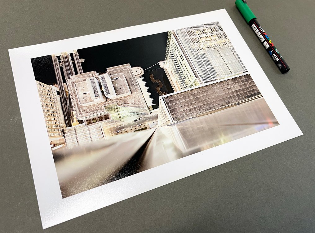 Andre Lichtenberg - North Side by Night #3.2