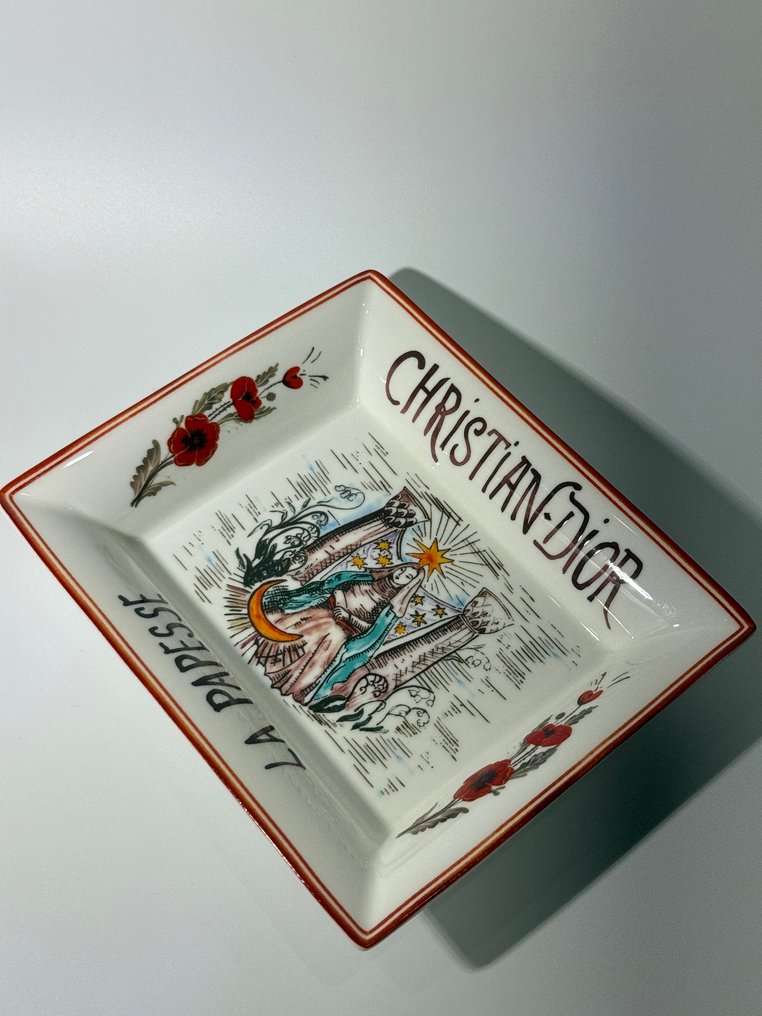 Dior - Cinzeiro - Barro/Cerâmica - Cinzeiro com tema de Papa #2.1