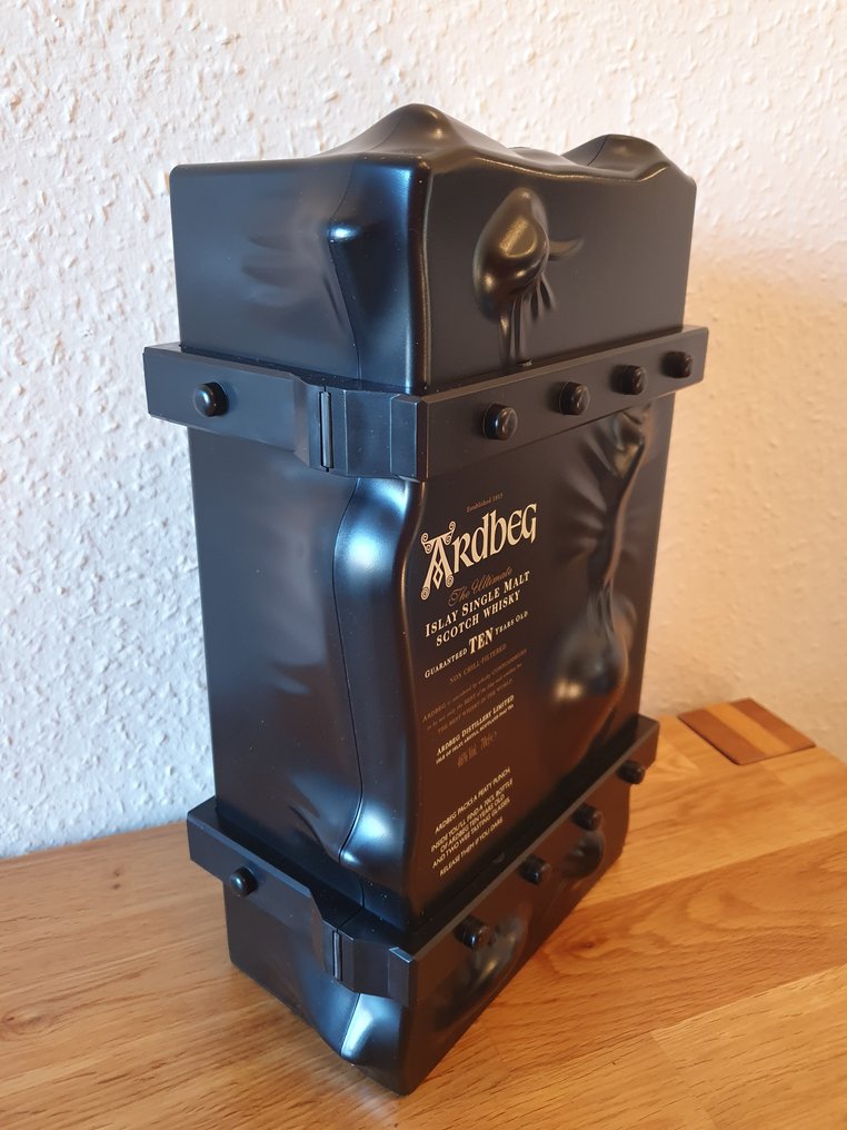 Ardbeg 10 years old Gift Pack with Two Glasses  - 70 cl #4.3