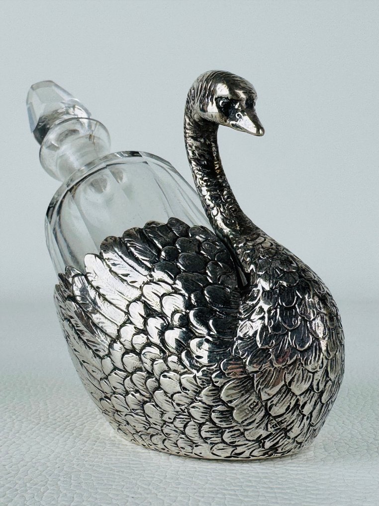 Oil vessel - .800 silver #1.0