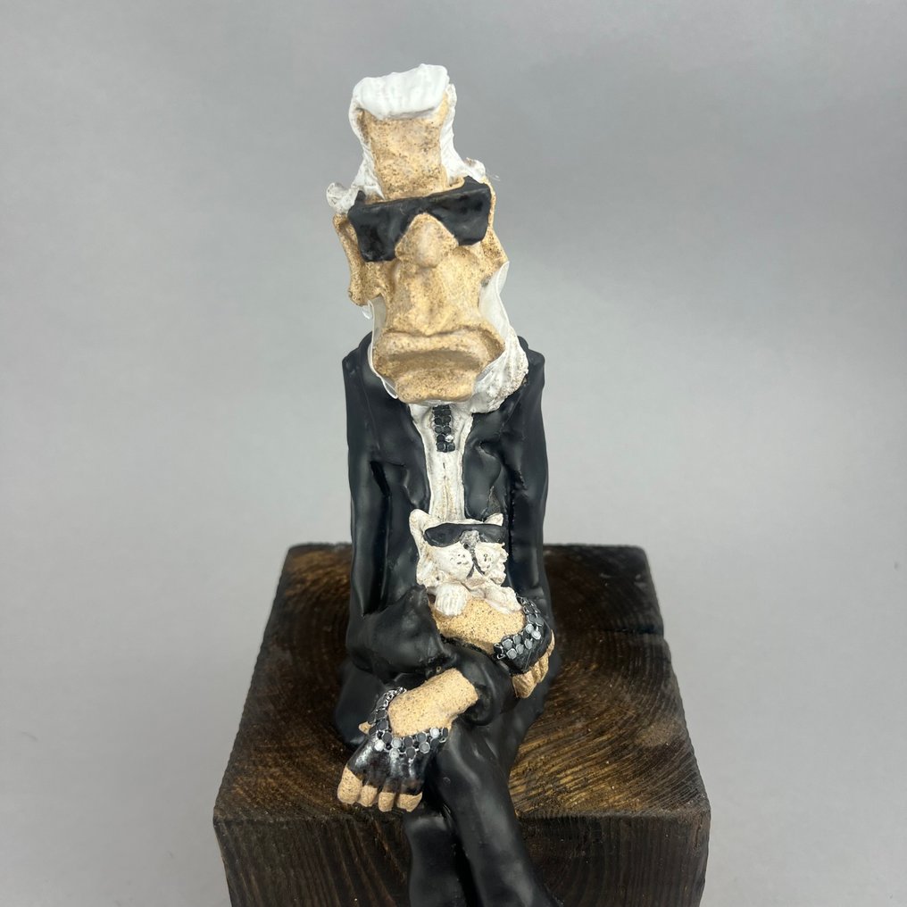 Anna Em - Celebrities: Karl Lagerfeld #1.0