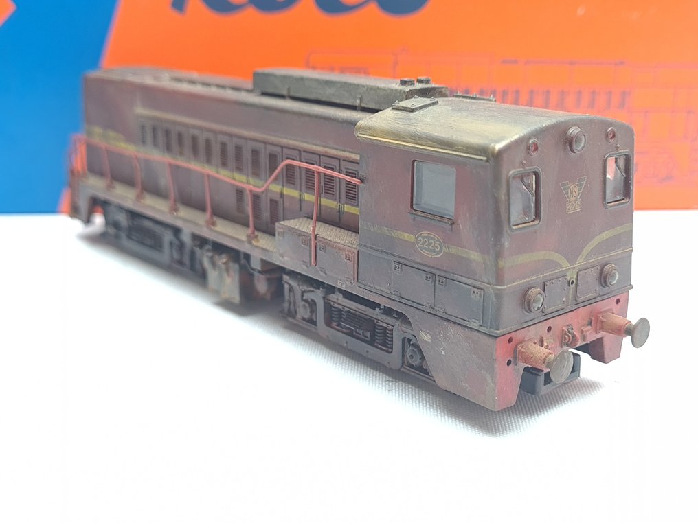 Roco H0 - 04155B - Diesel lokomotiv (1) - NS 2200 brun (Geweatherd) - NS #2.1