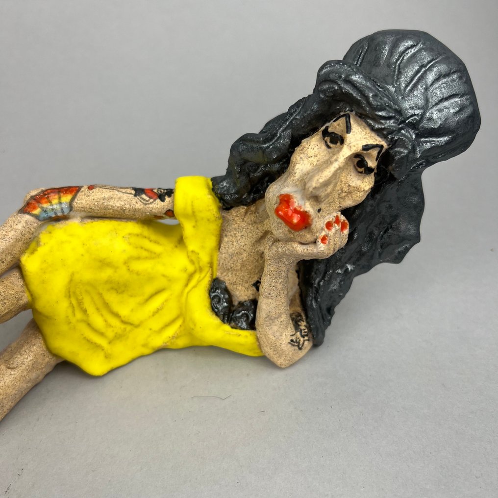 Anna Em - Amy Winehouse- hand made #3.2