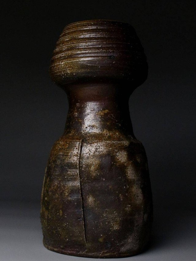 [免运费] 備前花入（花瓶）- 重要无形文化财产 - 陶瓷 - 金重陶陽 Kaneshige Toyo (1896-1967) - 日本 - 1900-2000 #2.1