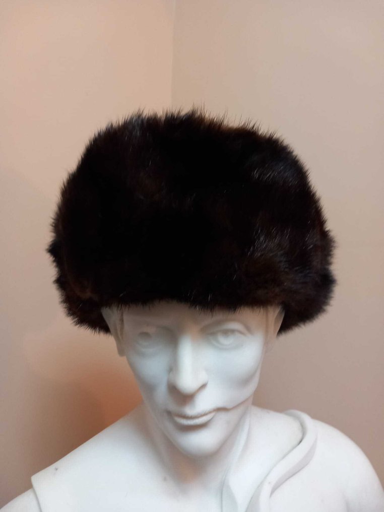 Artisan Furrier - Hattu - Minkki #2.1