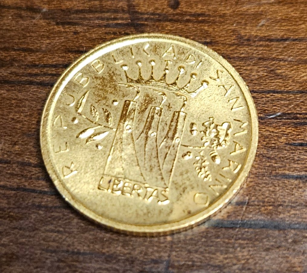 San Marino. 2 Scudi 1982 - 6 gr Au .917 #3.2