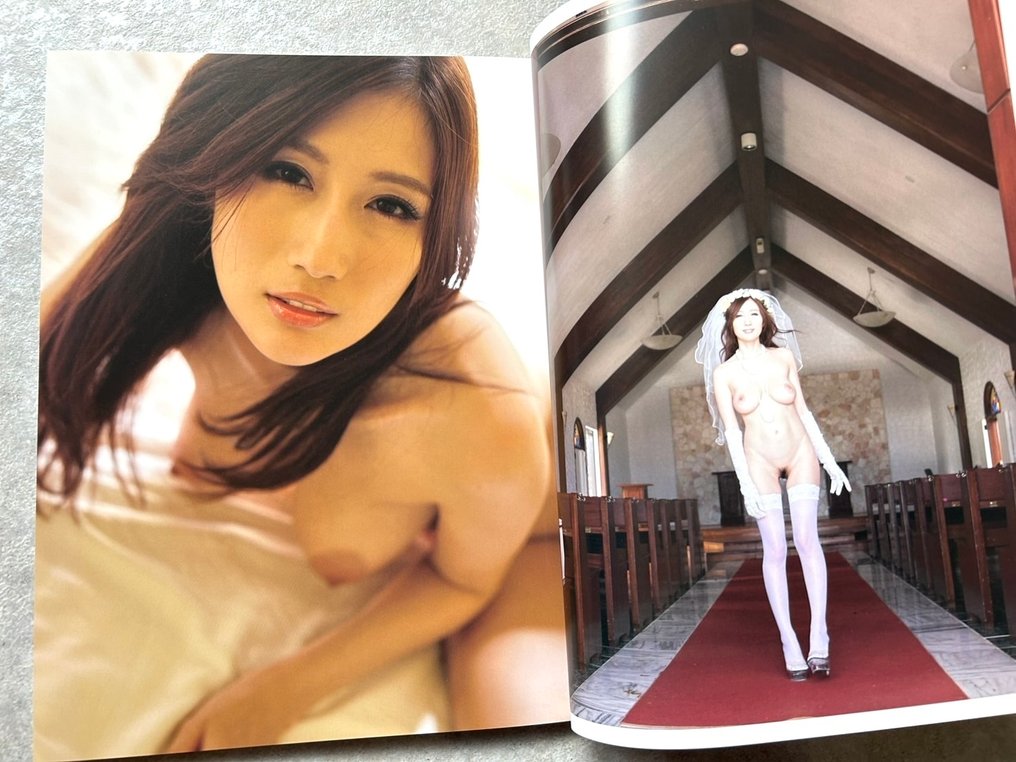 Yuji Fukushima - JULIA Photobook "JULIA THE BEST" [Luxury Collector's Edition Limited to 3,000 copies] - 2025 #4.3