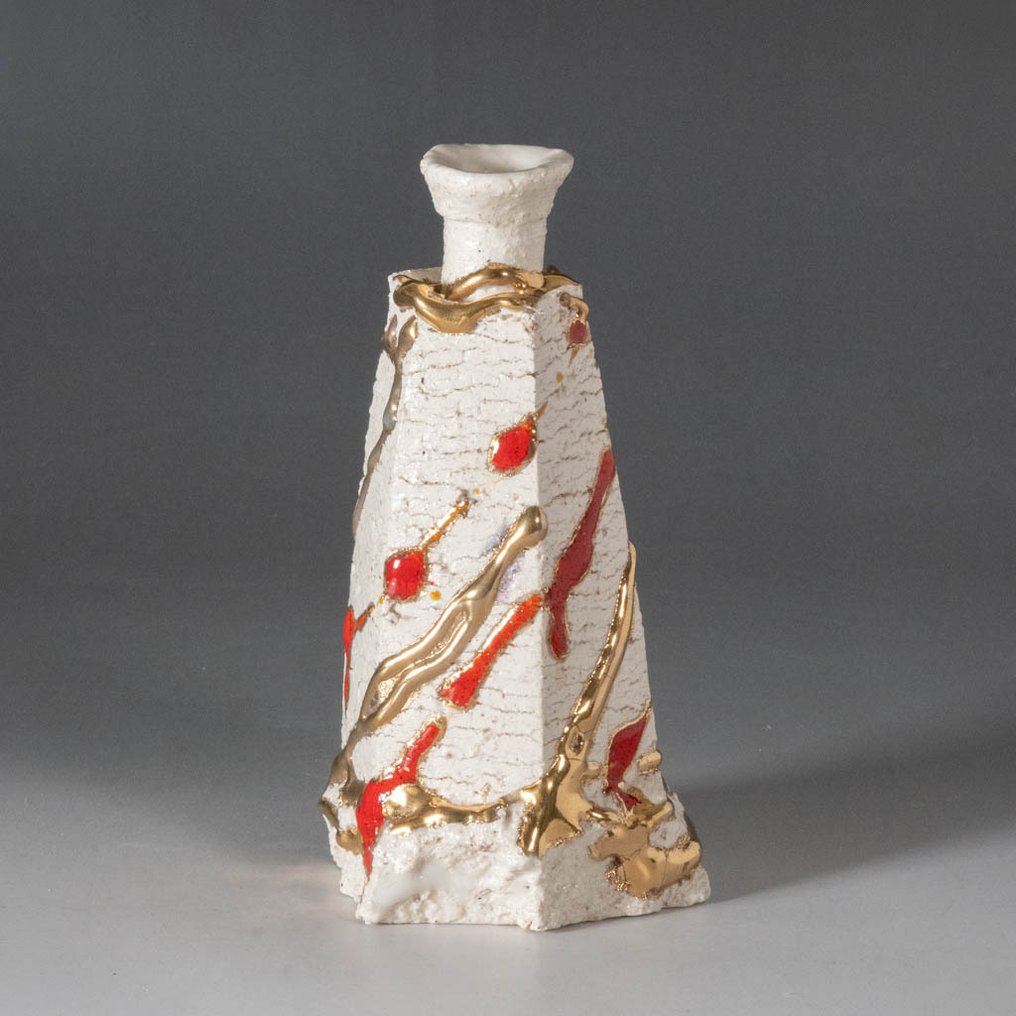 Hagakure Kohiki Tokkuri(清酒瓶) - 陶器 - Toru Ichikawa / 市川透 (1973 –) - 日本 - 平成時期(1989年至今) #1.0