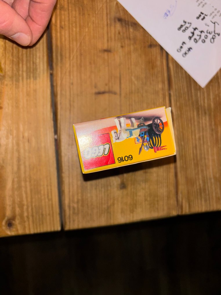 Lego Set - 6016 - Legoland - 6016  Knights' Arsenal #3.2