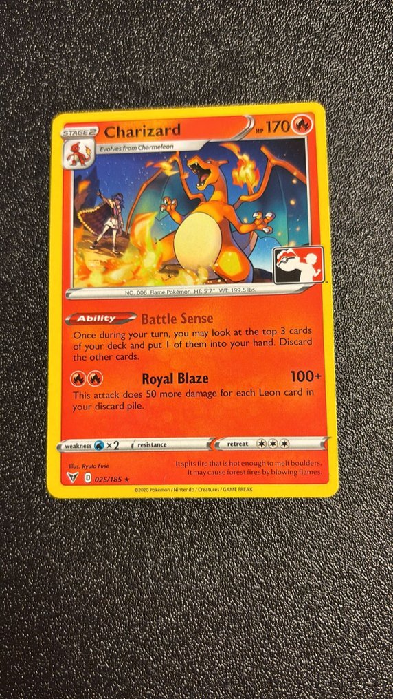 Pokémon - 1 Card - Charizard 025/185 Play Stamped - Sword & Shield - Vivid Voltage #1.0